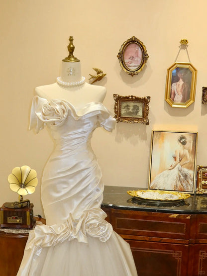 Elegant Strapless Sheath Mermaid Pleated Handmade Rose Wedding Dress Prom Dress Evening Dress  D1771
