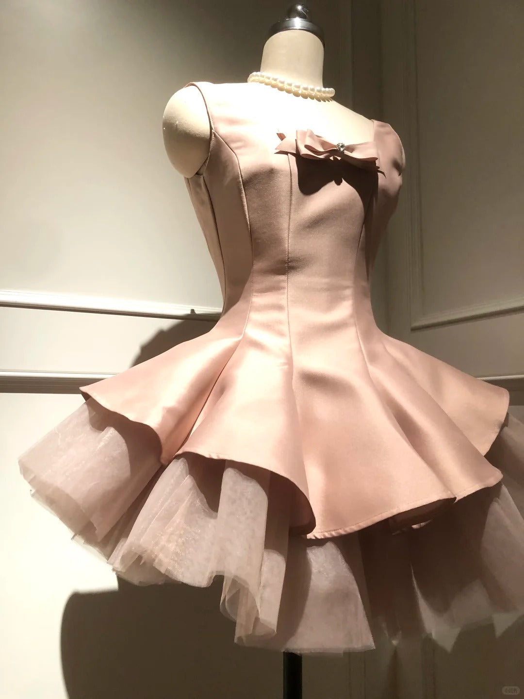 Sweet Straps Crew Neck Tiered Ruffle Short Back to School Outfits Homecoming Dress with Bowknot   D1783