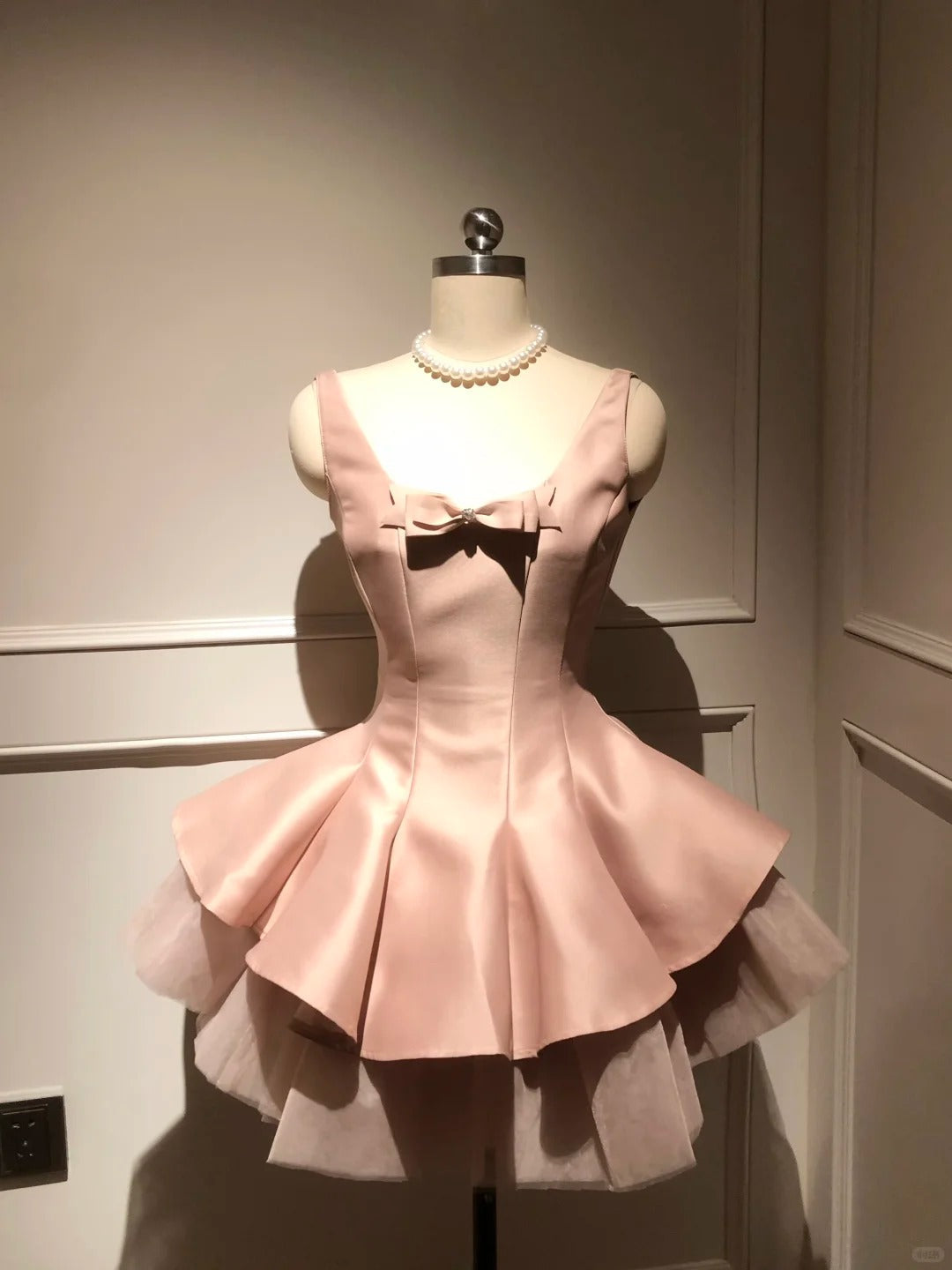 Sweet Straps Crew Neck Tiered Ruffle Short Back to School Outfits Homecoming Dress with Bowknot   D1783