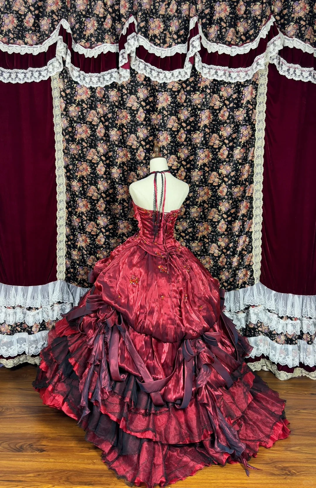 Gorgeous Strapless Flower Crystal Pleated Tiered Ball Gown Birthday Quinceanera Dress Prom Dress Evening Dress D1987