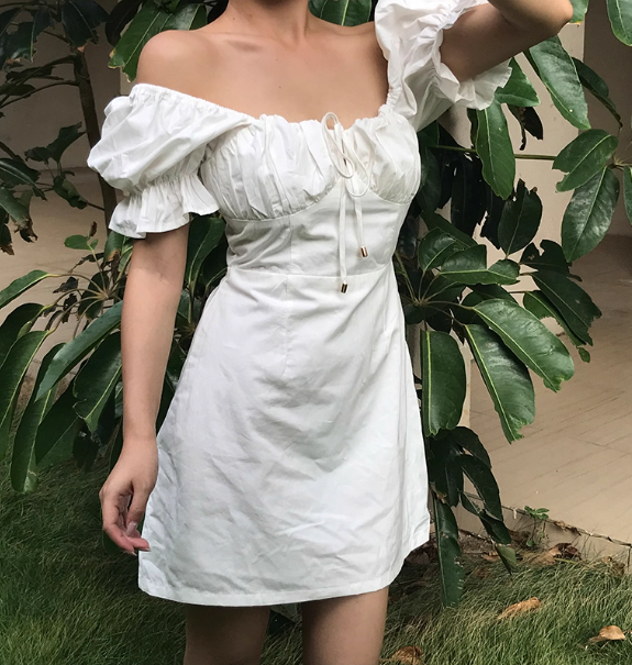 Minimalist Square Neck White Puffed Sleeves Short Skirt Casual Summer Women Dress    D2023