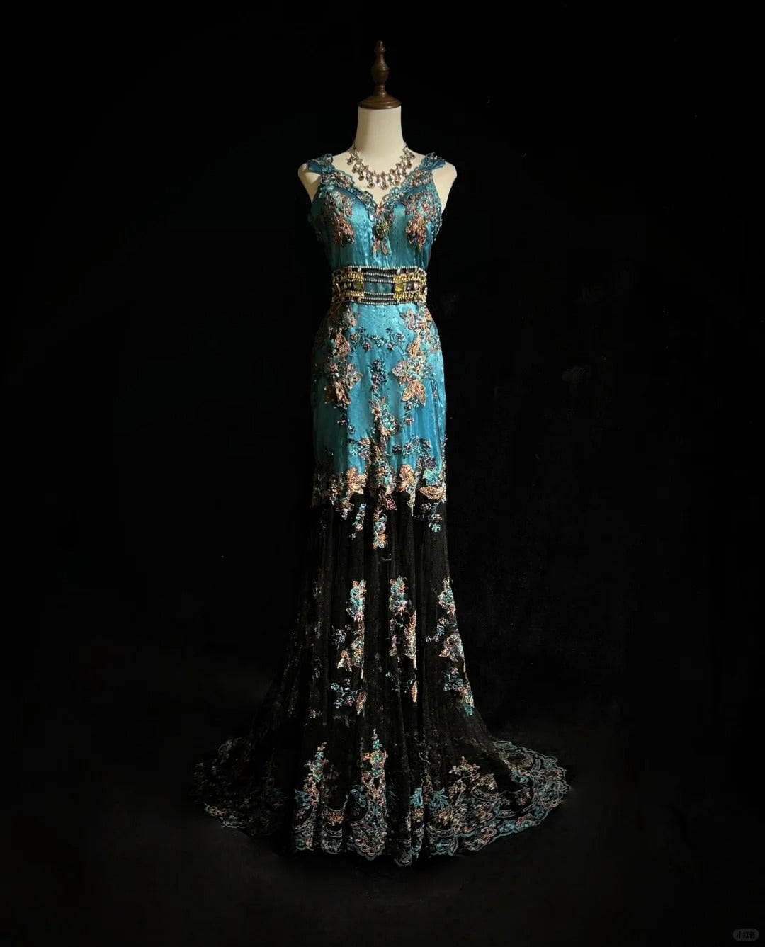 Gorgeous Sweetheart Neckline Embroidered Sequins Prom Dress Evening Dress Party Dress   D2119