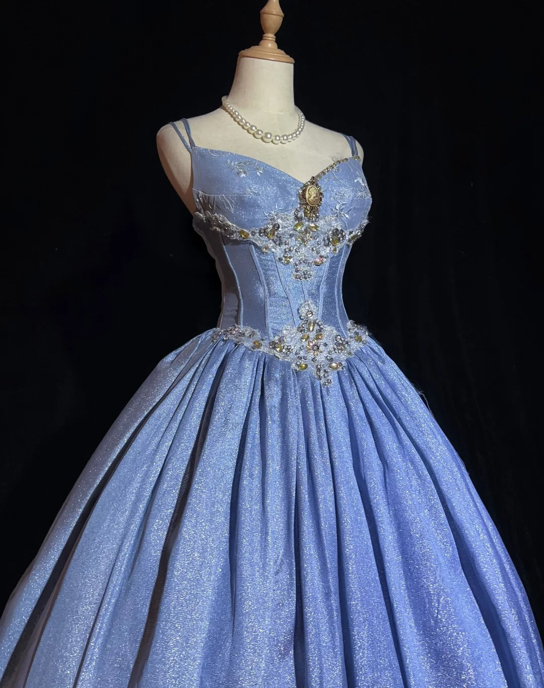 Sweet Spaghetti Straps Crystal Crystal Pleated Ball Gown Prom Dress Evening Dress Birthday Dress   D2132