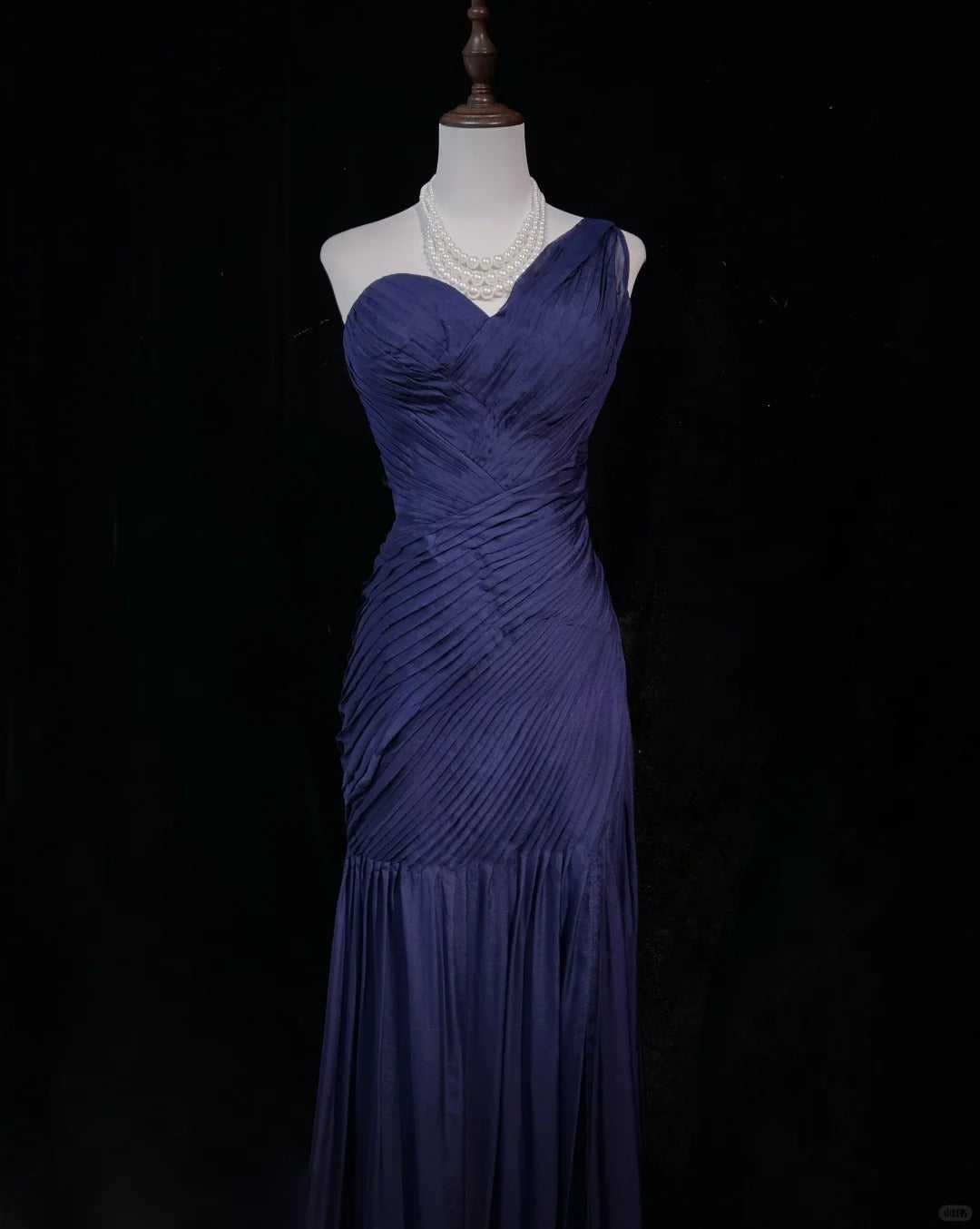 Beauty Asymmetrical Shoulder Pleated Backless Prom Dress Evening Dress Party Dress  D2133