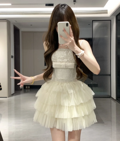 Sweet Spaghetti Straps Tulle Tiered Pleated Short Prom Dress Back to School Outfits Homecoming Dress Quinceanera Dress Party Dress  D2194