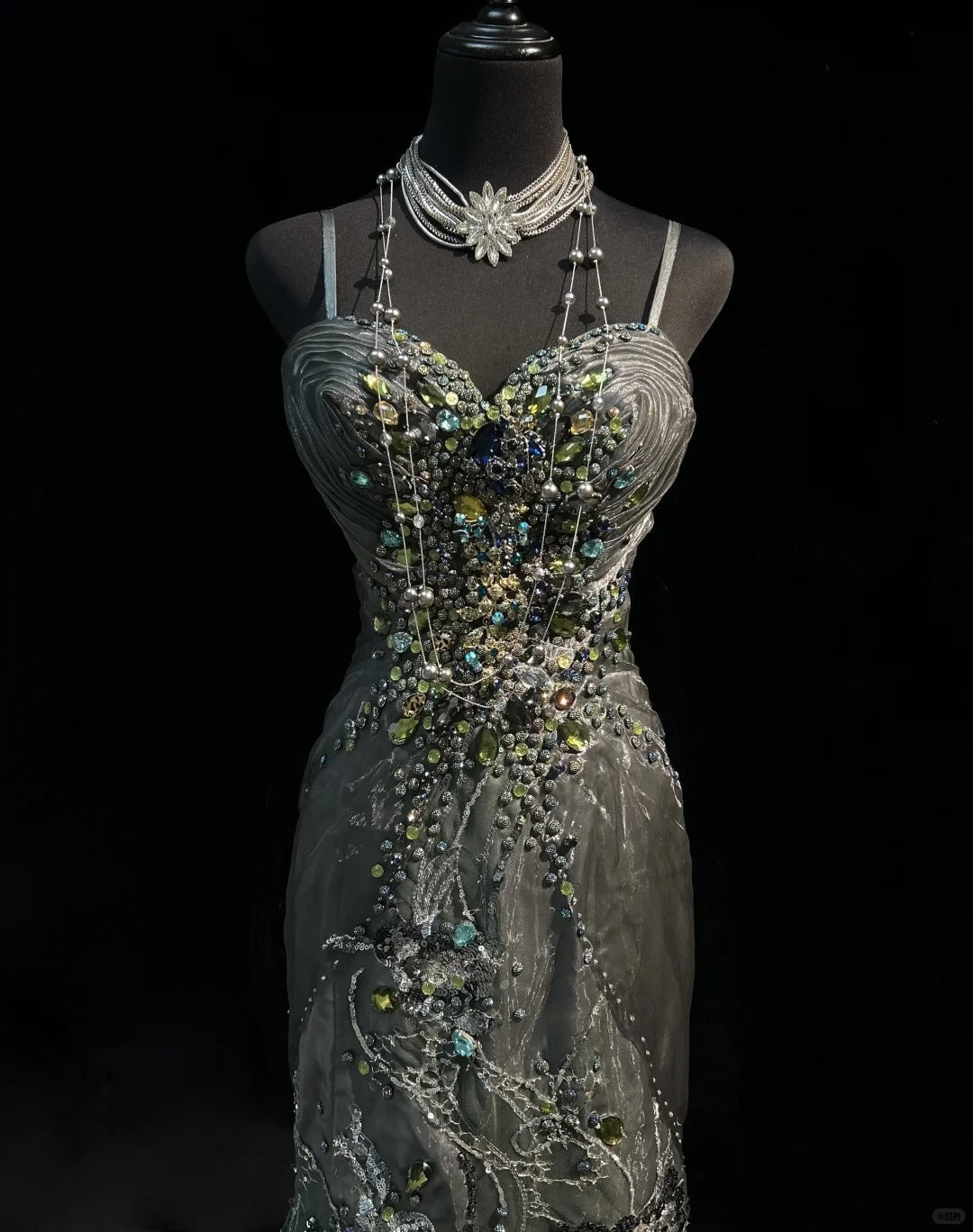 Gorgeous Prom Dress Spaghetti Straps Crystal Backless Gala Dress Evening Dress    D2250