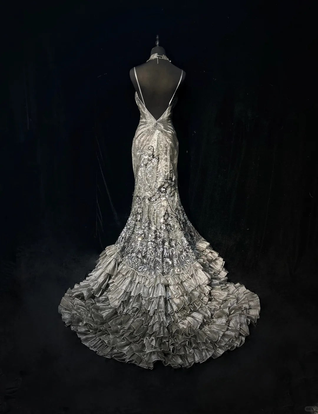 Gorgeous Prom Dress Spaghetti Straps Crystal Backless Gala Dress Evening Dress    D2250