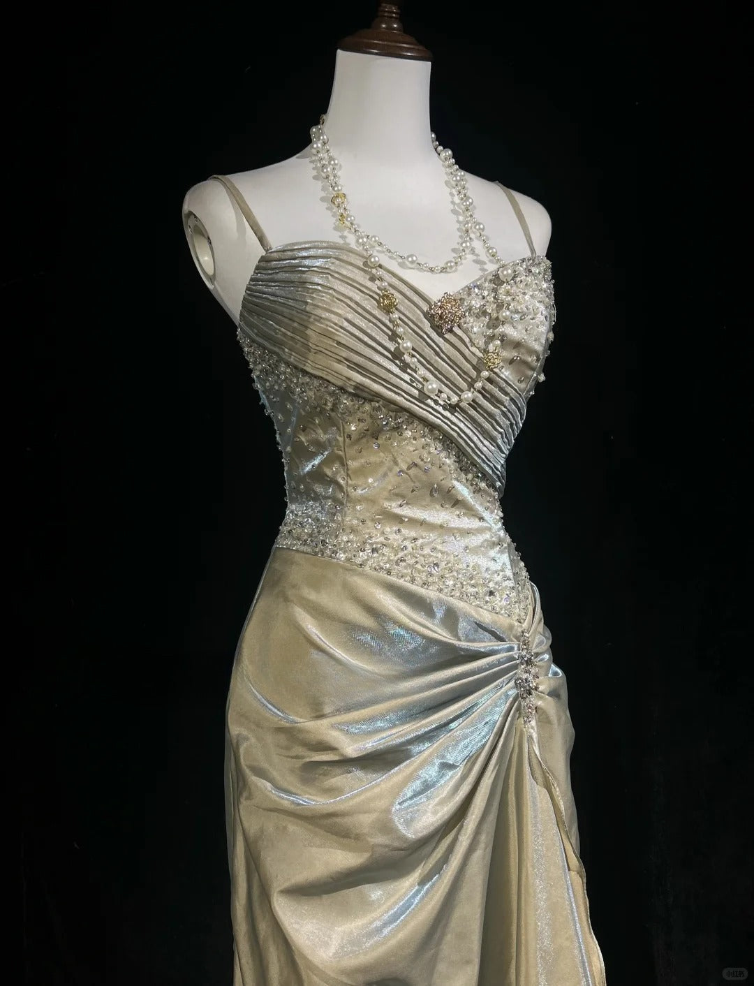 Elegant Prom Dress Spaghetti Straps Beading Pleated Gala Dress Evening Dress Customized Dress   D2255