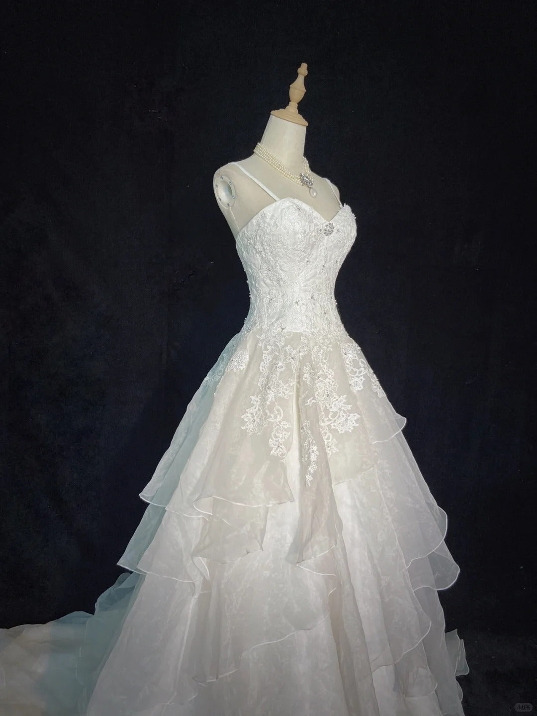 Elegant Wedding Dress Spaghetti Straps Tiered Ruffle Wedding Dress Evening Dress Gala Dress  D2309