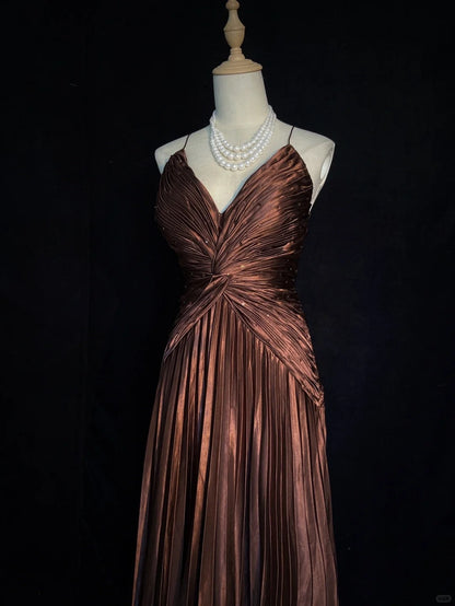 Gorgeous Prom Dress Spaghetti Straps Pleated Business Dinner Dress Evening Dress Gala Dress D2315