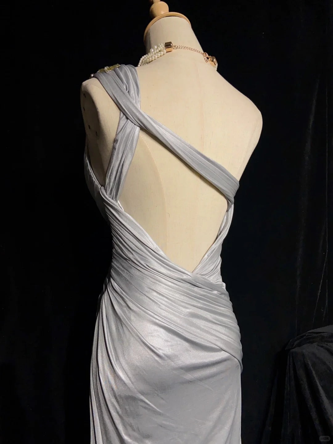 Elegant Prom Dress One Shoulder Blackless Pleated Gala Dress Evening Dress Business Dinner Dress   D2325