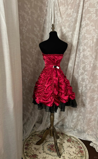 Charming Homecoming Dress Sweetheart Pleated Tulle Short Prom Gown Evening Dress Party Dress Cocktail Dress  D2364