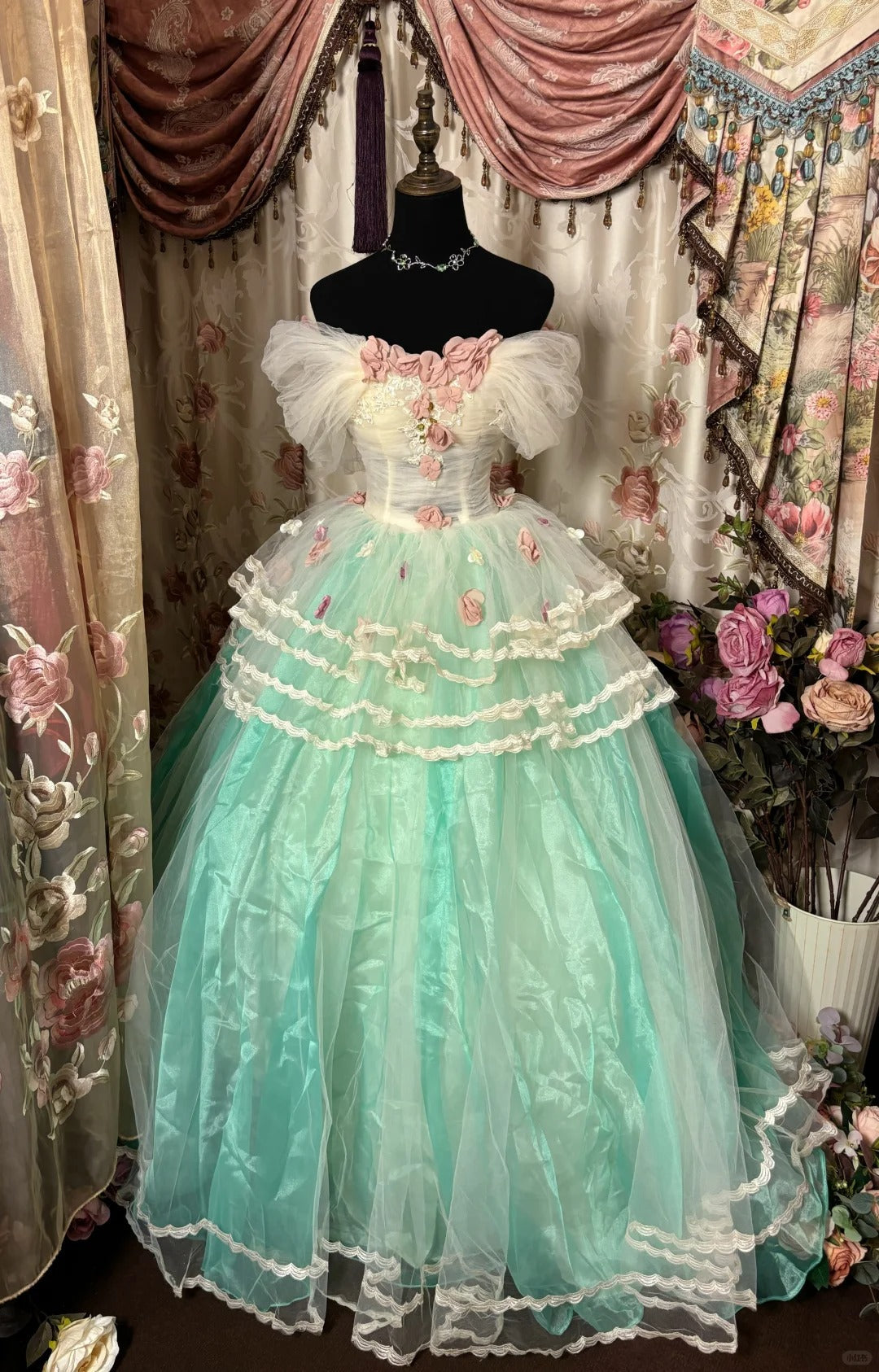 Sweet Prom Dress Off Shoulder Tulle Ball Gown Evening Dress Birthday Dress Quinceanera Dress Princess Dress   D2382