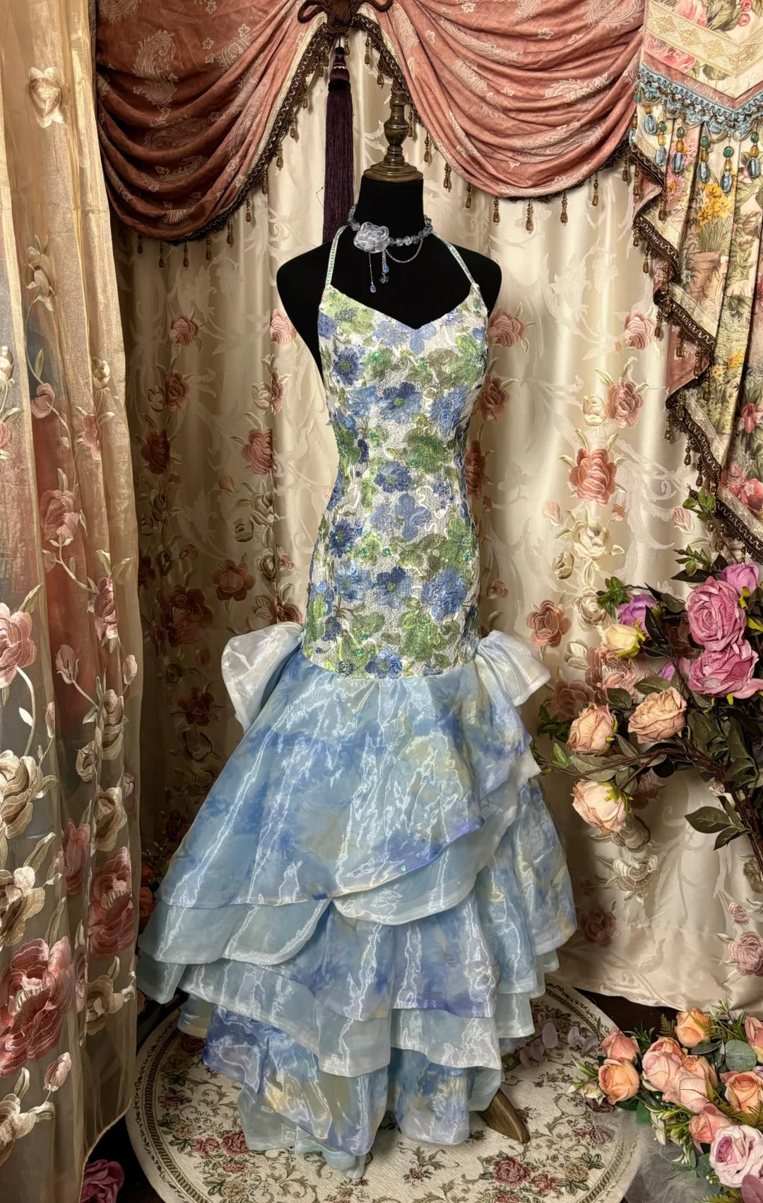 Stunning Prom Dress Halter Backless Print Prom Gown Evening Dress Gala Dress Business Dinner Dress   D2387
