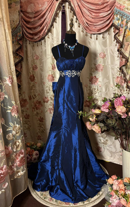 Elegant Prom Dress Spaghetti Straps Floor Length Prom Gown Evening Dress Gala Dress Business Dinner Dress  D2389
