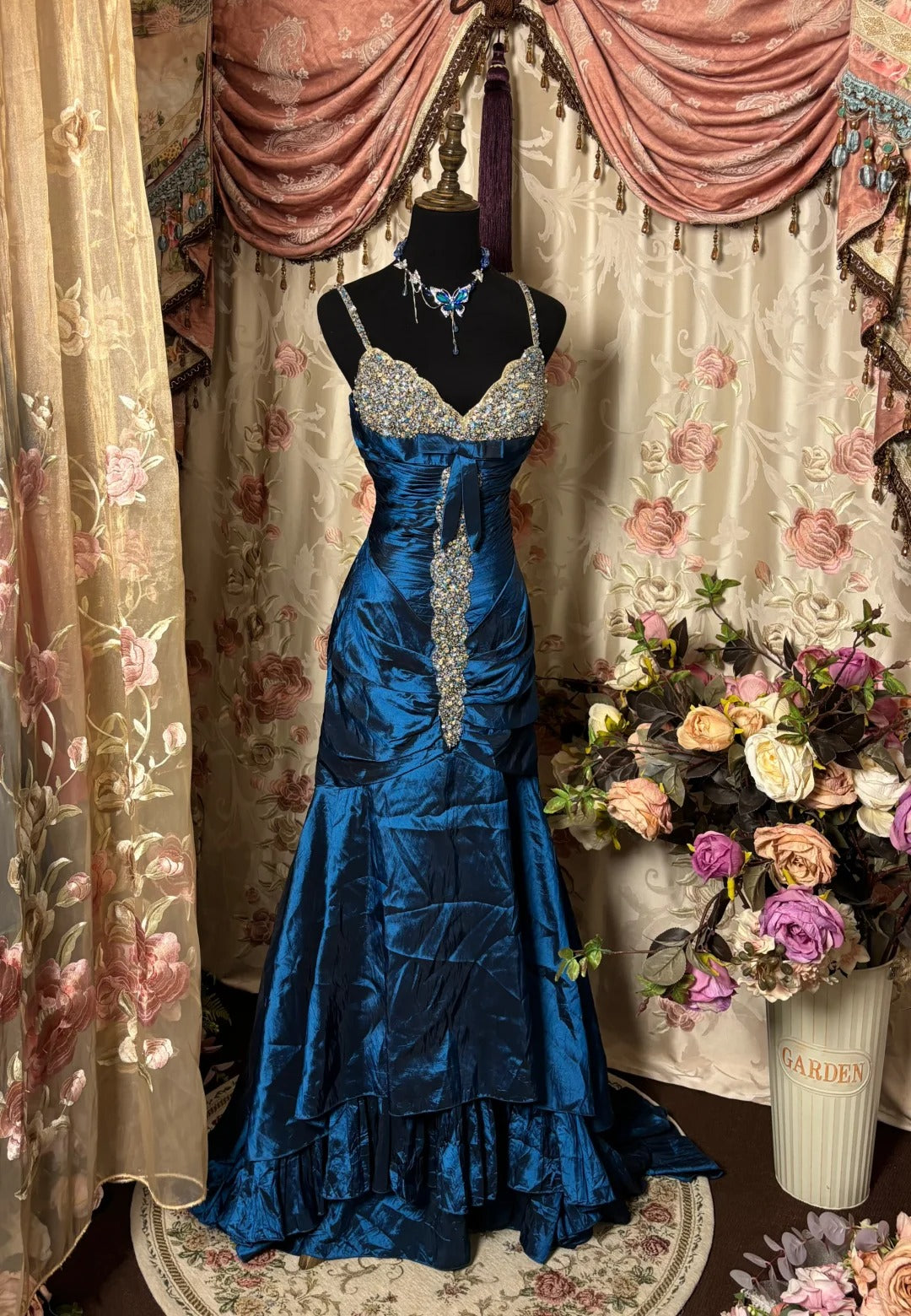 Gorgeous Prom Dress Spaghetti Straps Pleated Long Evening Dress Gala Dress Business Dinner Dress  D2407