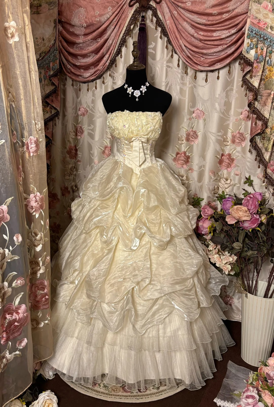 Elegant Prom Dress Strapless Pleated Tiered Ball Gown Evening Dress Birthday Party Dress  D2414