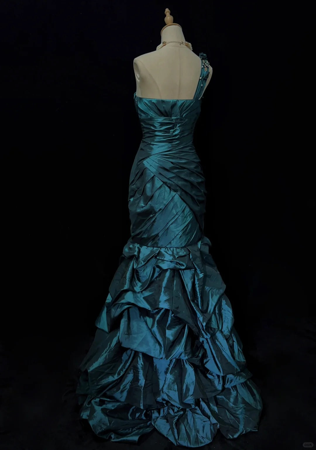 Gorgeous Prom Dress One Shoulder Pleated Flower Prom Gown Evening Dress Gala Dress Business Dinner Dress  D2432