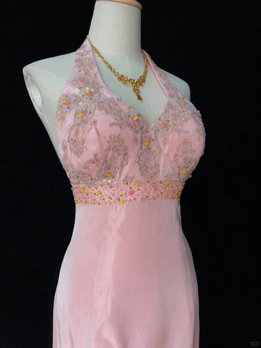 Sweet Prom Dress Halter Asymmetrical Hem Prom Gown Evening Dress Gala Dress Business Dinner Dress  D2451