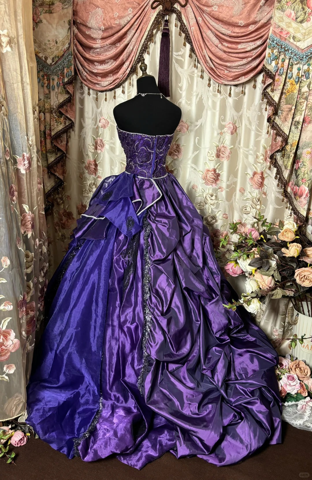 Elegant Prom Dress Strapless Pleated Flower Ball Gown Evening Dress Dancing Dress Sweet 16 Dress  D2463