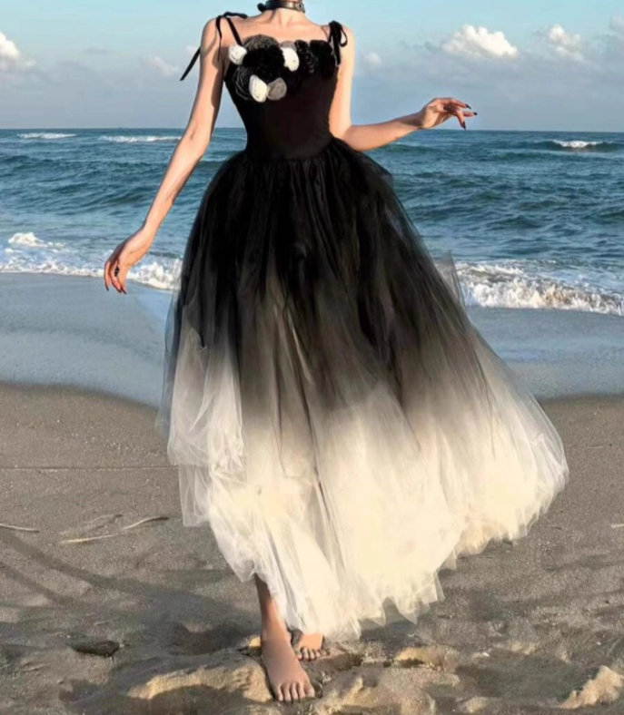 Stunning Prom Dress Spaghetti Straps Pleated Prom Gown Evening Dress Party Dress Dancing Dress D2495