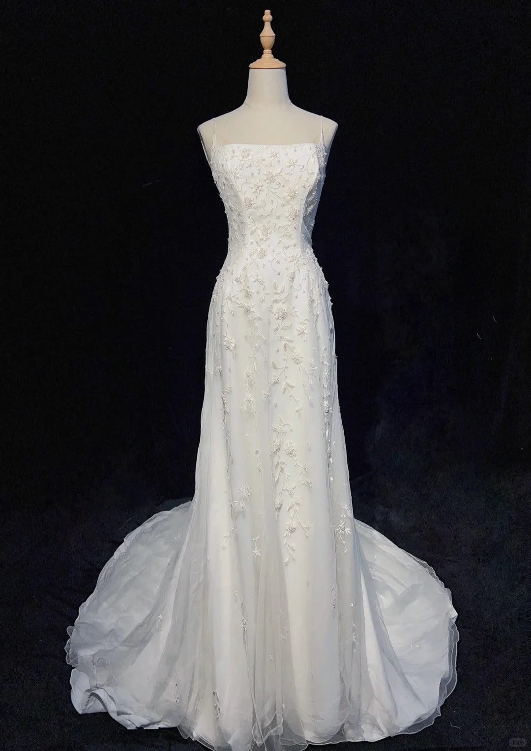Elegant Wedding Dress Spaghetti Straps Prom Gown Evening Dress Gala Dress      D2512