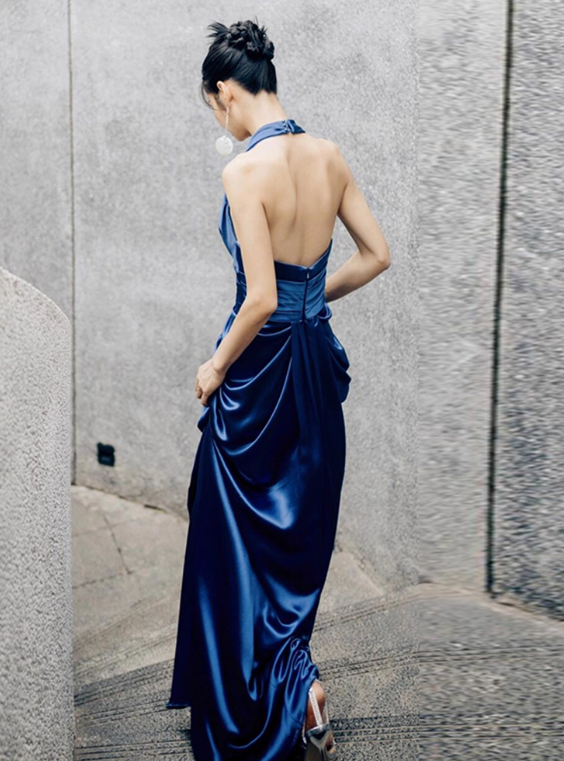 Elegant Prom Dress Halter Pleated Prom Gown Evening Dress Gala Dress    D2529