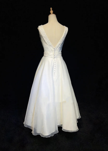 Charming Prom Dress A Line Crew Neck Beading Prom Gown Evening Dress Gala Dress     D2564