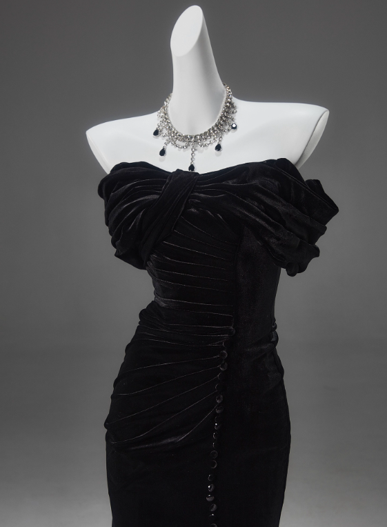 Charming Prom Dress Black Strapless Pleated Mermaid Prom Gown Gala Dress Evening Dress  D2633