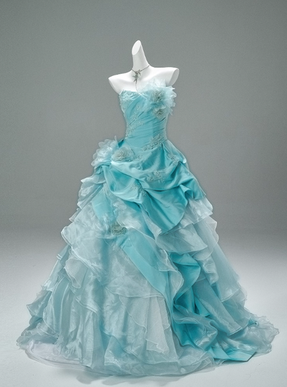 Sweet Prom Dress Strapless Ruffle Tiered Ball Gown Gala Dress Evening Dress Quinceanera Dresses  D2637