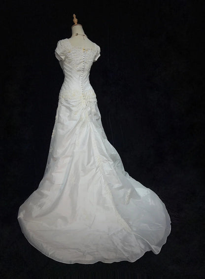 Beauty A Line Square Neck Pleated Wedding Dress    D2893
