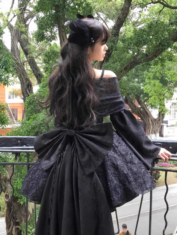 Unique Black Homecoming Dress Spaghetti Straps Pleated Birthday Party Dress Short Prom Dress Cocktail Dress   D2929