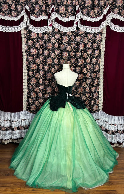 Gorgeous Prom Dress Green Sweetheart Velvet Tulle Ball Gown Evening Dress Birthday Party Dress    D3019