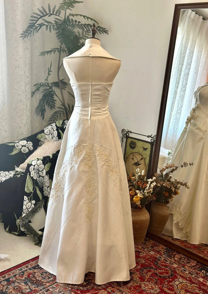 Elegant Prom Dress A Line V-neck Flower Evening Dress Gala Dress    D3024