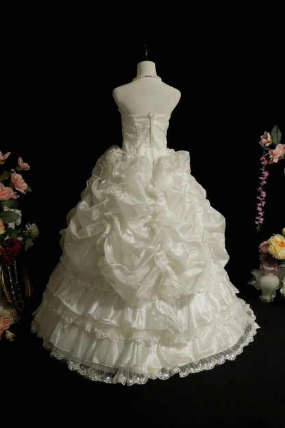 Elegant Strapless Ruffle Tiered Wedding Dress   D3107