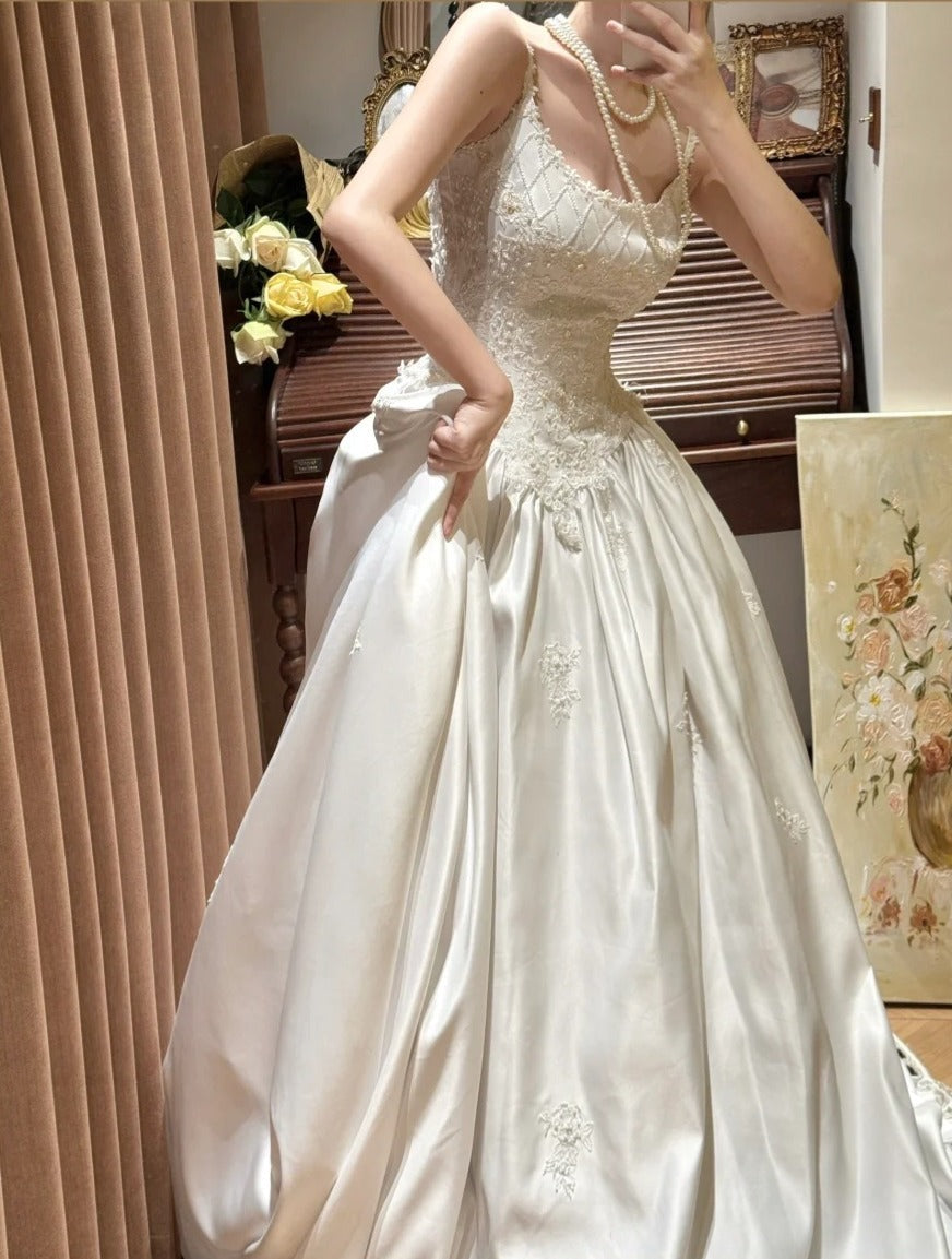 Elegant Spaghetti Straps Pleated Wedding Dress D3123