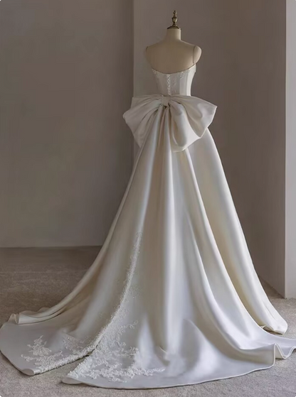 Elegant Wedding Dress A Line Strapless Wedding Dress  D3190