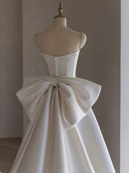 Elegant Wedding Dress A Line Strapless Wedding Dress  D3190