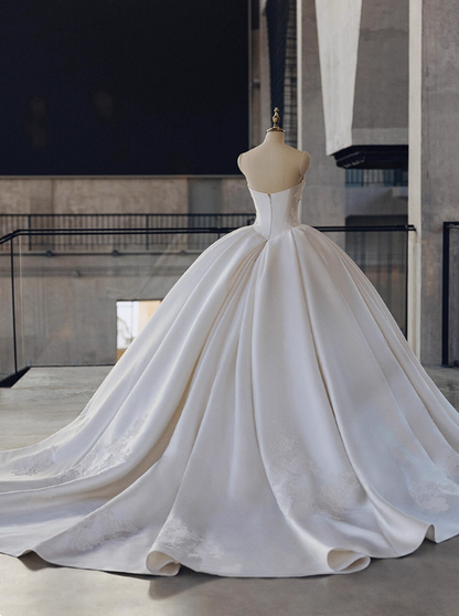 Elegant Wedding Dress Strapless Pleated Wedding Dress  D3192
