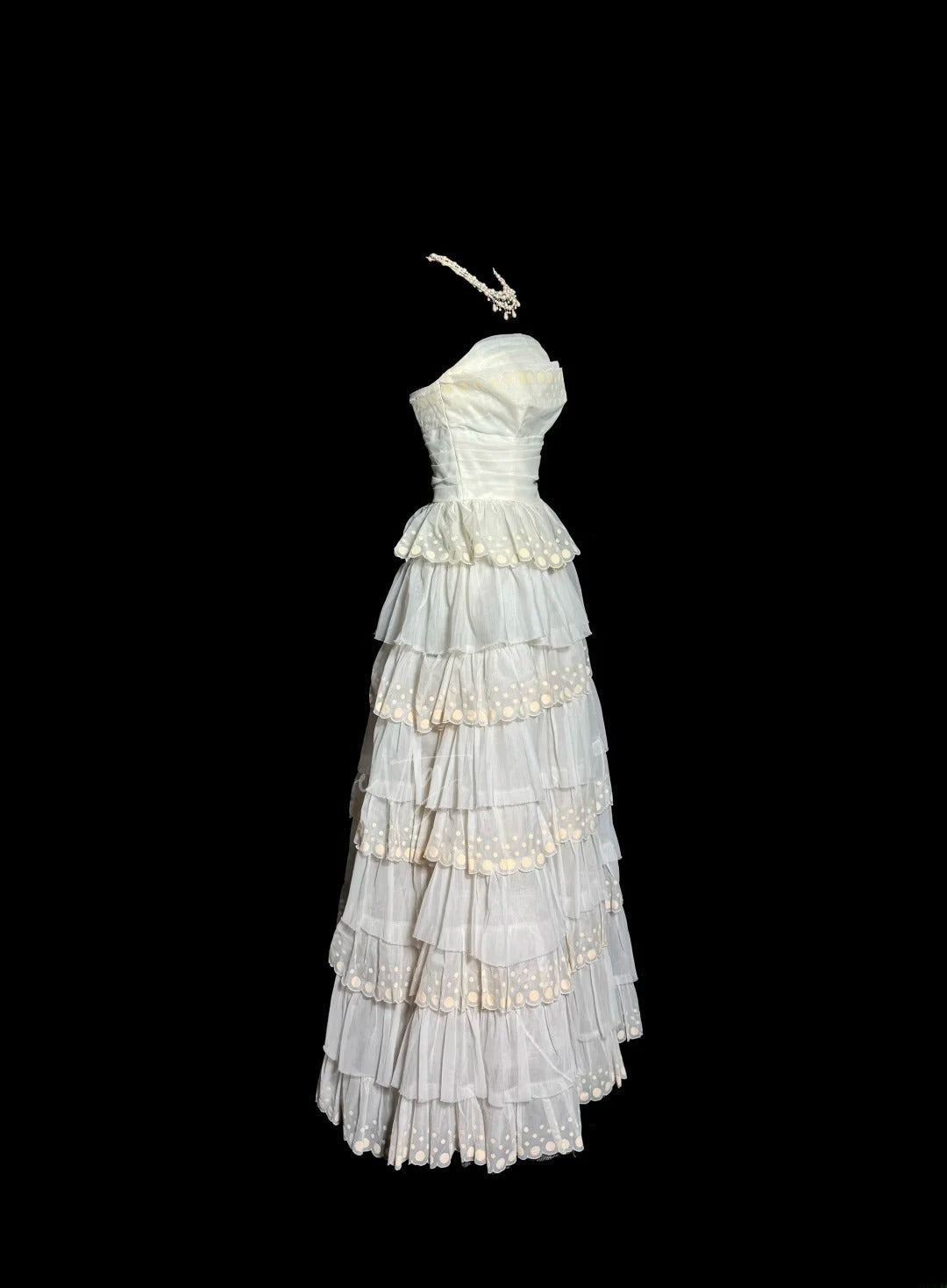 Beauty Wedding Dress A Line Strapless Pleated Tiered Wedding Dress  D3217