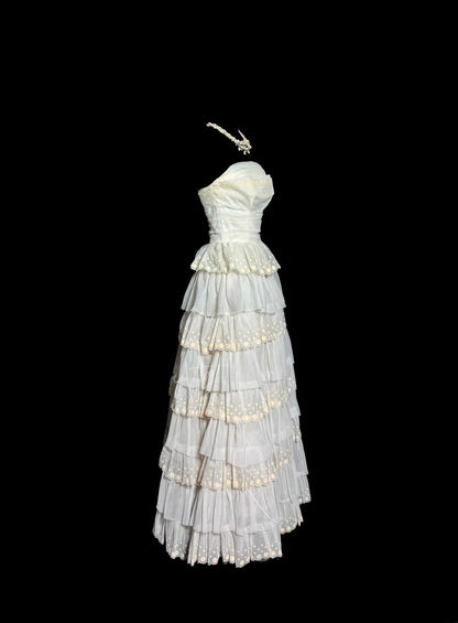 Beauty Wedding Dress A Line Strapless Pleated Tiered Wedding Dress  D3217