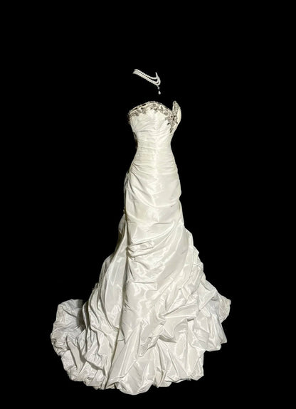 Elegant Wedding Dress A Line Sweetheart Pleated Wedding Dress  D3222