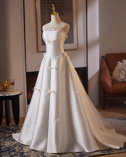 Minimalist Wedding Dress A Line Strapless Wedding Dress  D3236