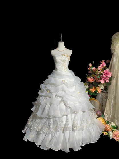 Elegant Wedding Dress Strapless Pleated Tiered Wedding Dress  D3246