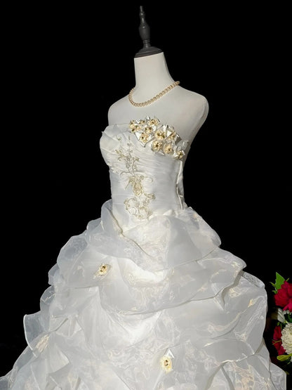 Elegant Wedding Dress Strapless Pleated Tiered Wedding Dress  D3246