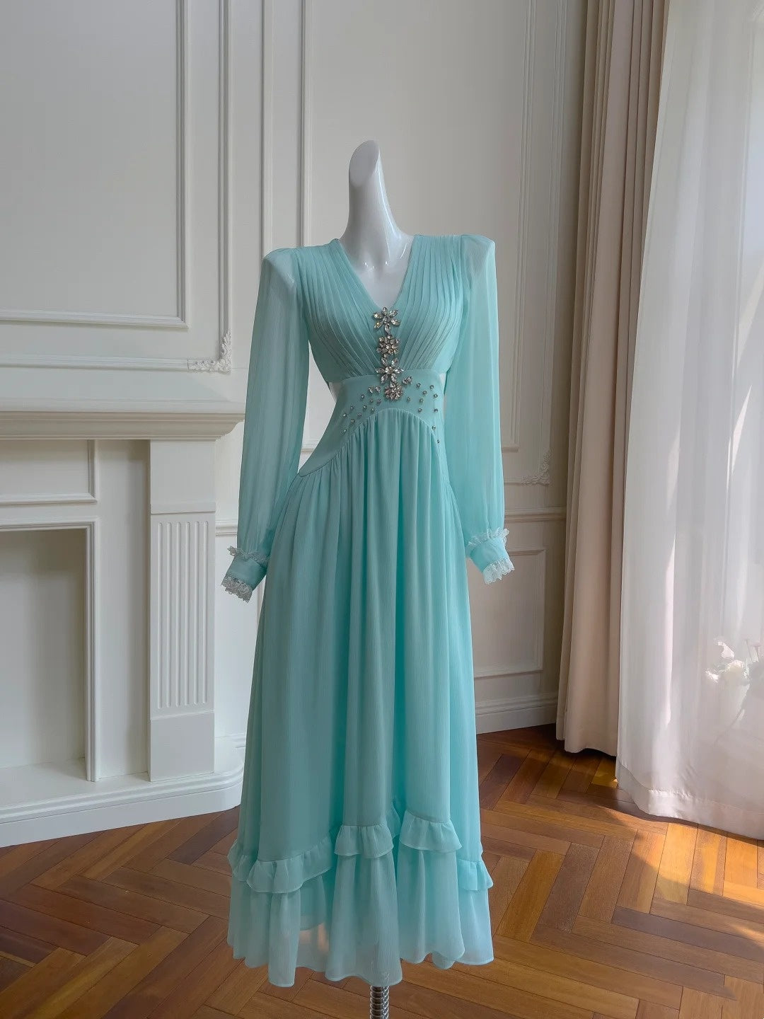 Elegant Prom Dress A Line V-neck Pleated Birthday Party Outfits Long Evening Gown  D3278
