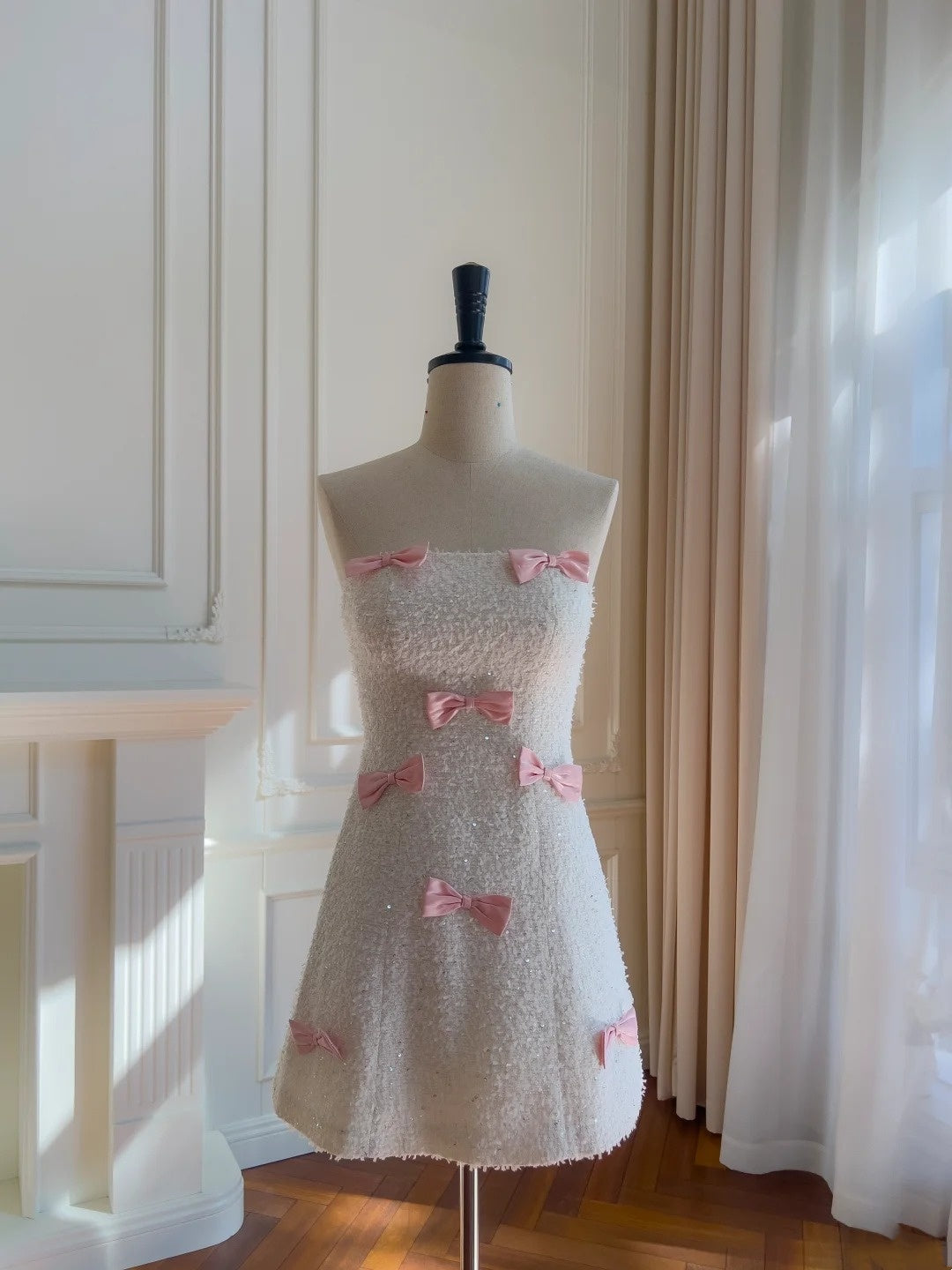 Sweet Homecoming Dress A Line Strapless Short Prom Dress Birthday Party Outfits   D3325