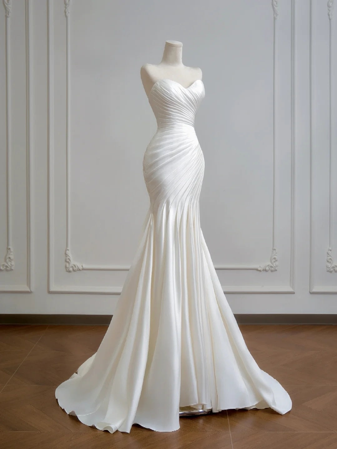 Elegant Wedding Dress Sweetheart Pleated Mermaid Wedding Dress D3389