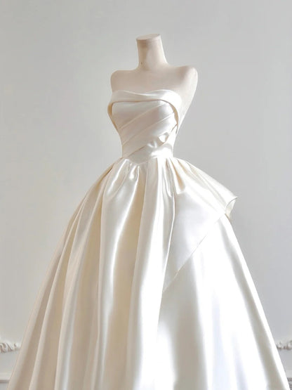 Elegant Wedding Dress Strapless Pleated Wedding Dress D3392