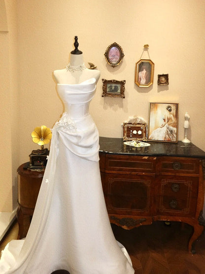 Minimalist Wedding Dress A Line Strapless Pleated Wedding Dress  D3403